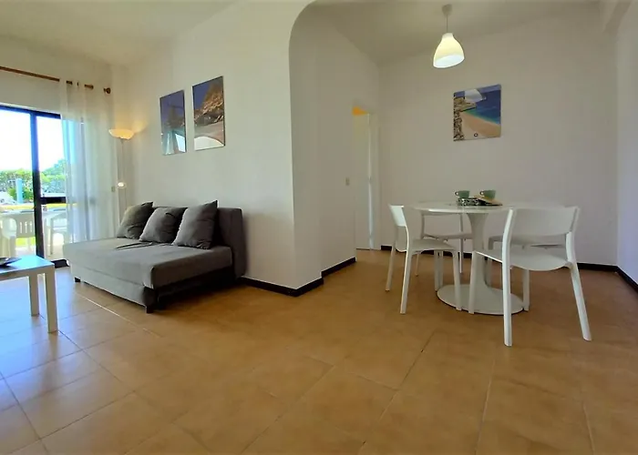 Apartmán Sol Nascente- Piscina, Wifi, Familiar *