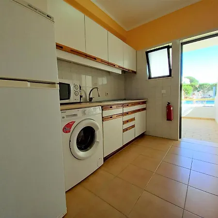 Sol Nascente- Piscina, Wifi, Familiar Apartment
